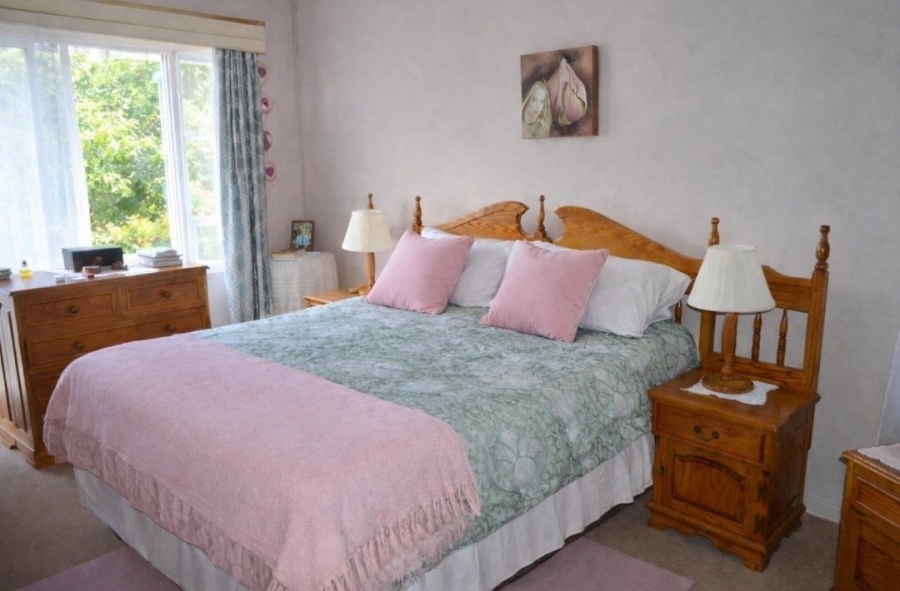 4 Bedroom Property for Sale in La Hoff North West